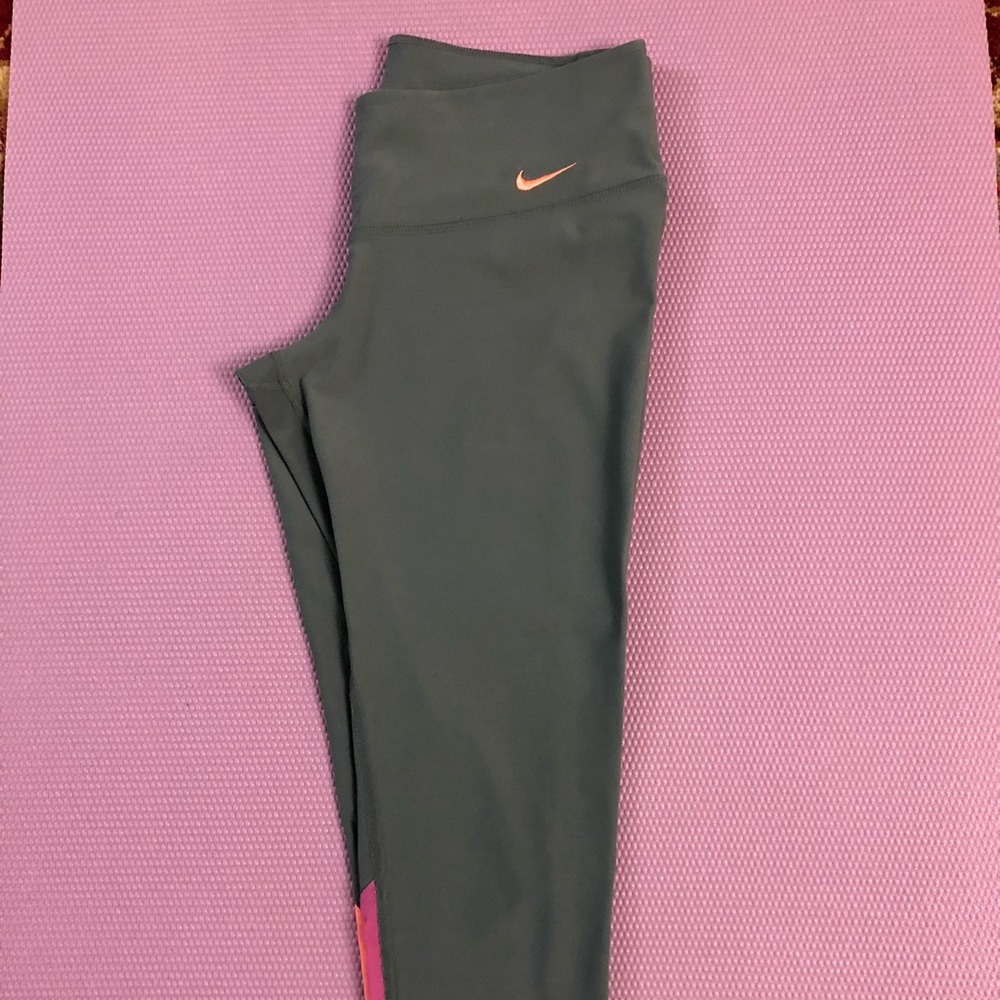 Nike Capris